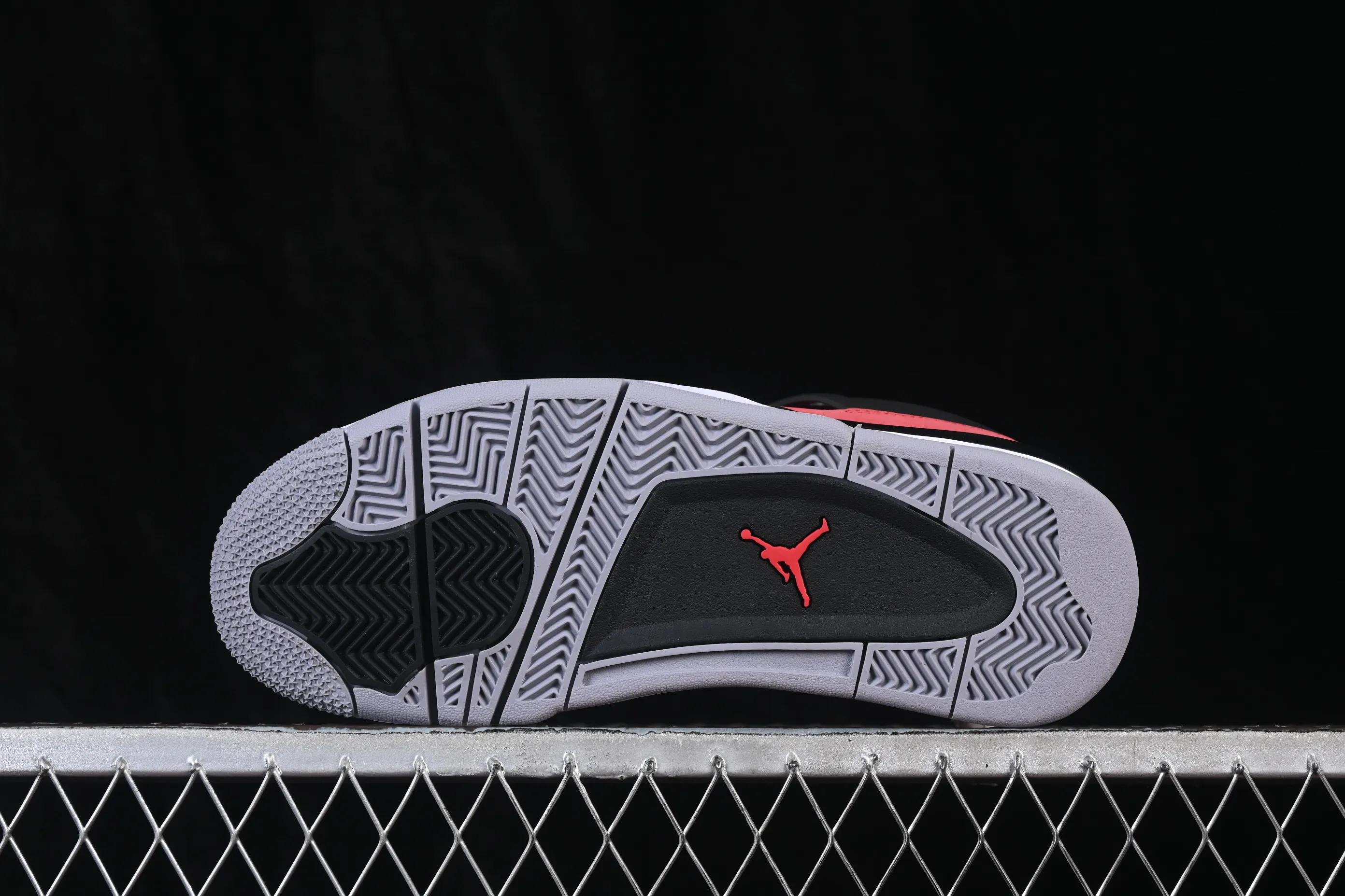 All categories Air Jordan Jordan series basketball shoes Air Jordan 4 W version Air Jordan 4 "Toro" AJ4 Joe 4 Big Red Bull replica basketball shoes FQ8138-600